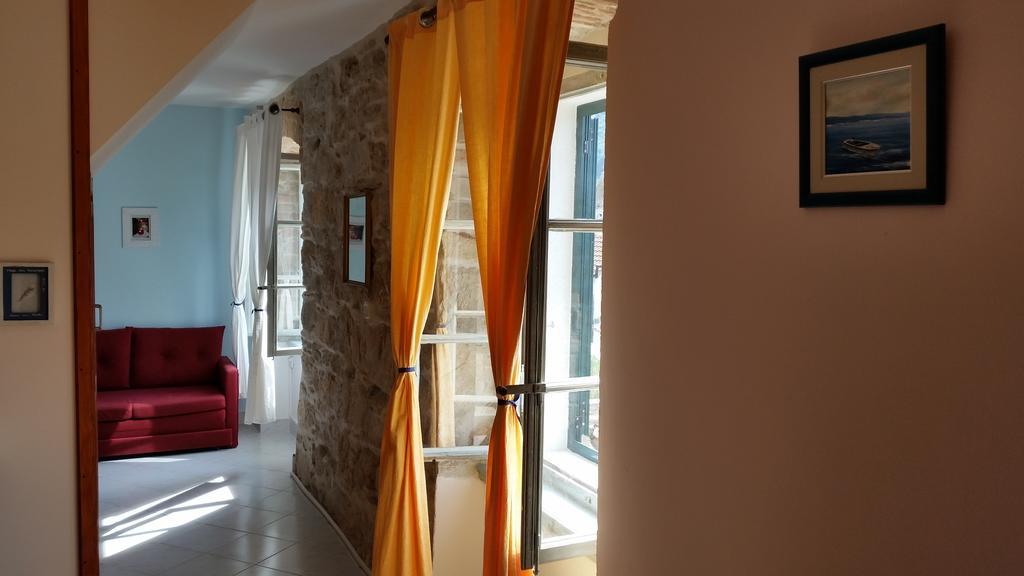 Apartment Buena Vis-ta With The Sea View Vis