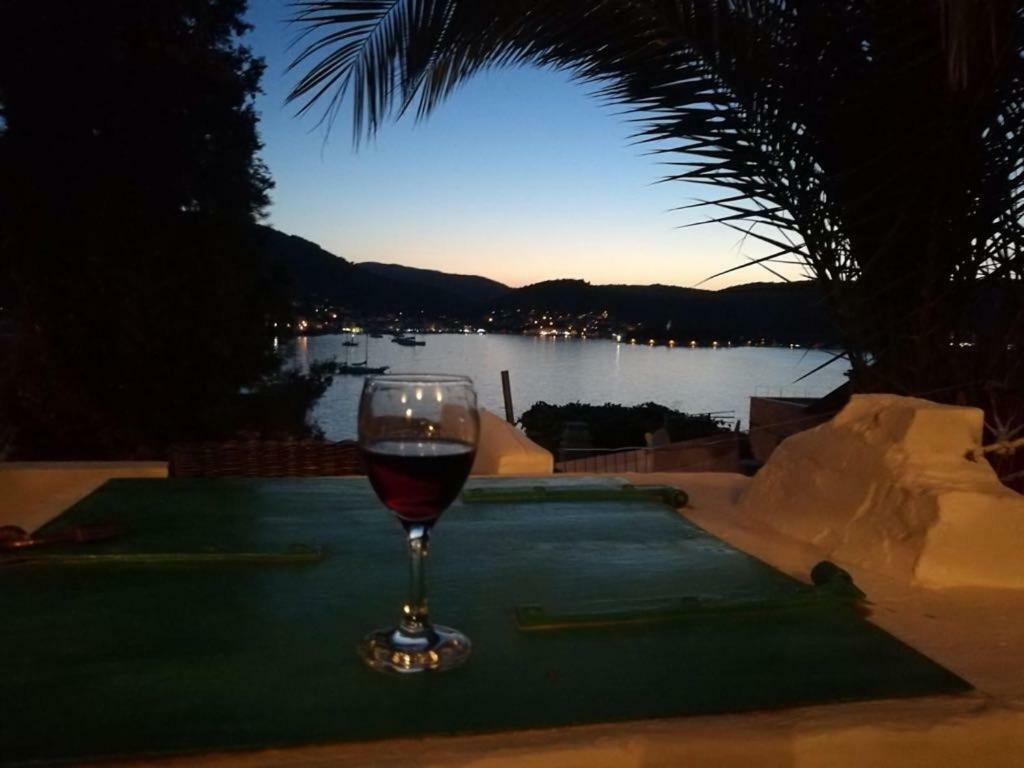Buena Vis-ta With The Sea View